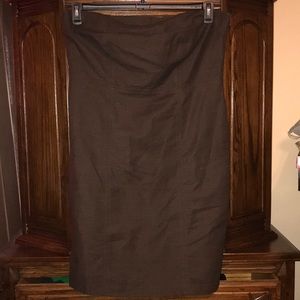 Cute strapless dress!